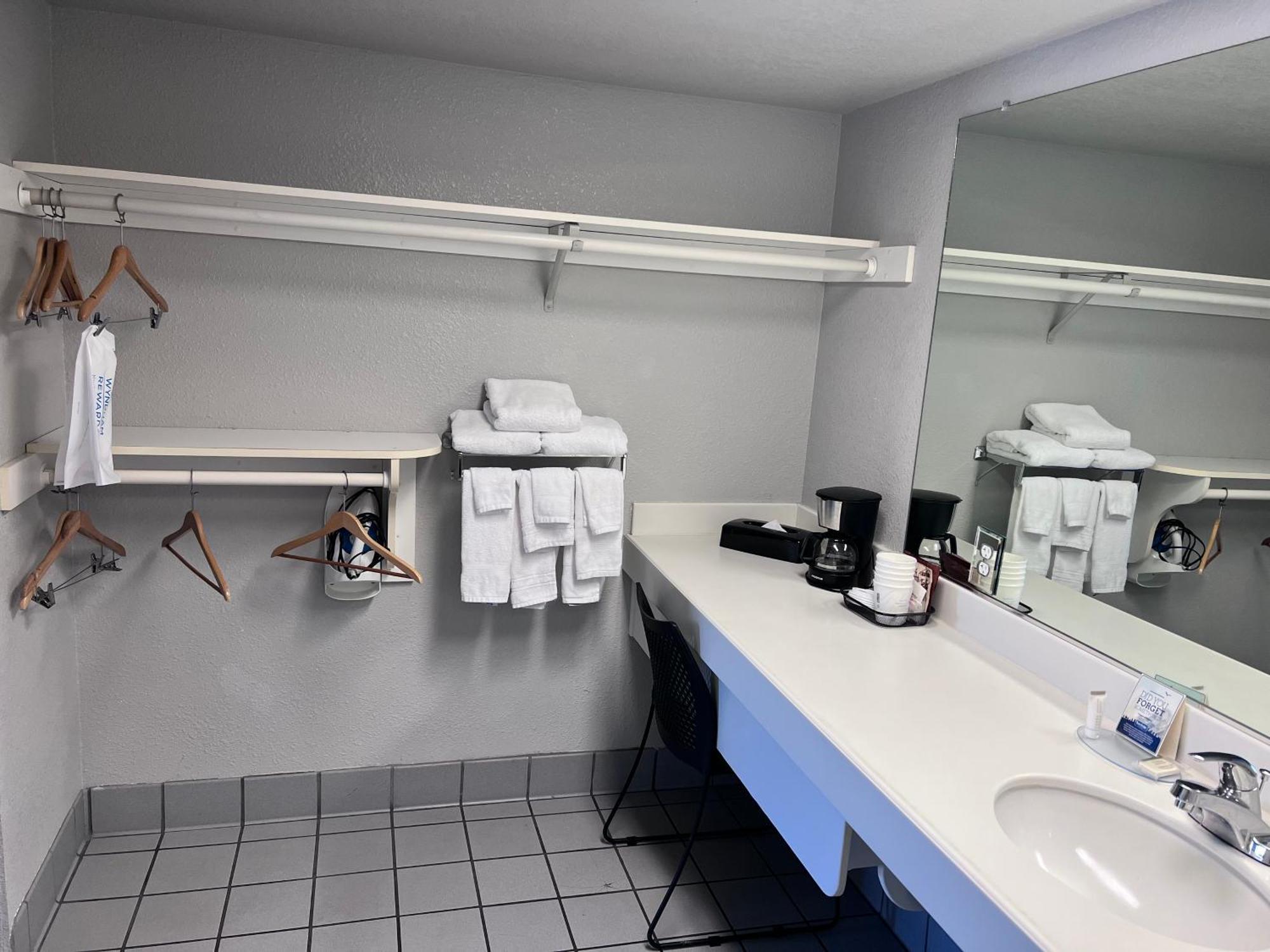 Travelodge By Wyndham Redding Ca Luaran gambar